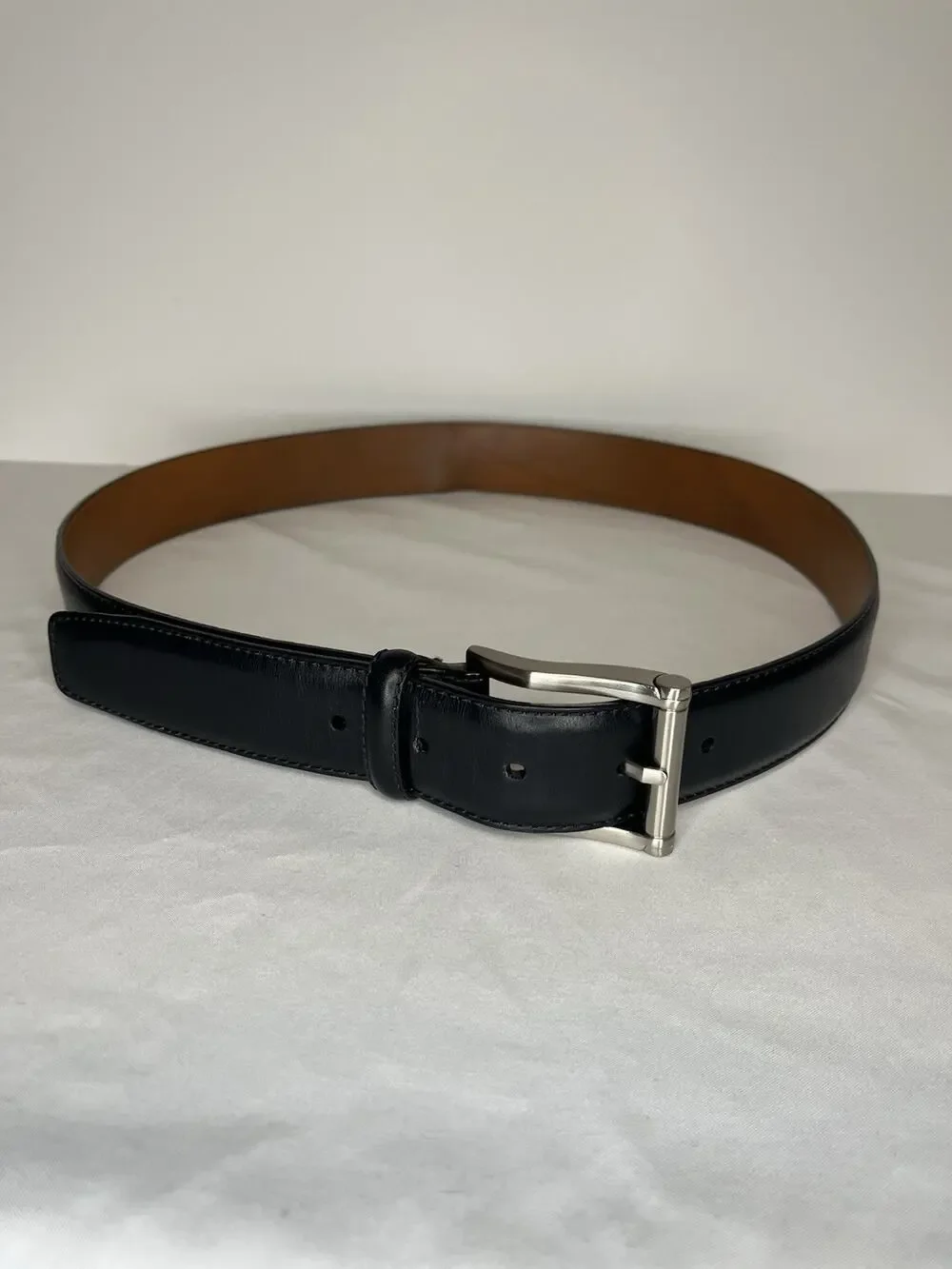 Magnanni Men’s Genuine Leather Belt Size 35 Silver Single Prong Buckle